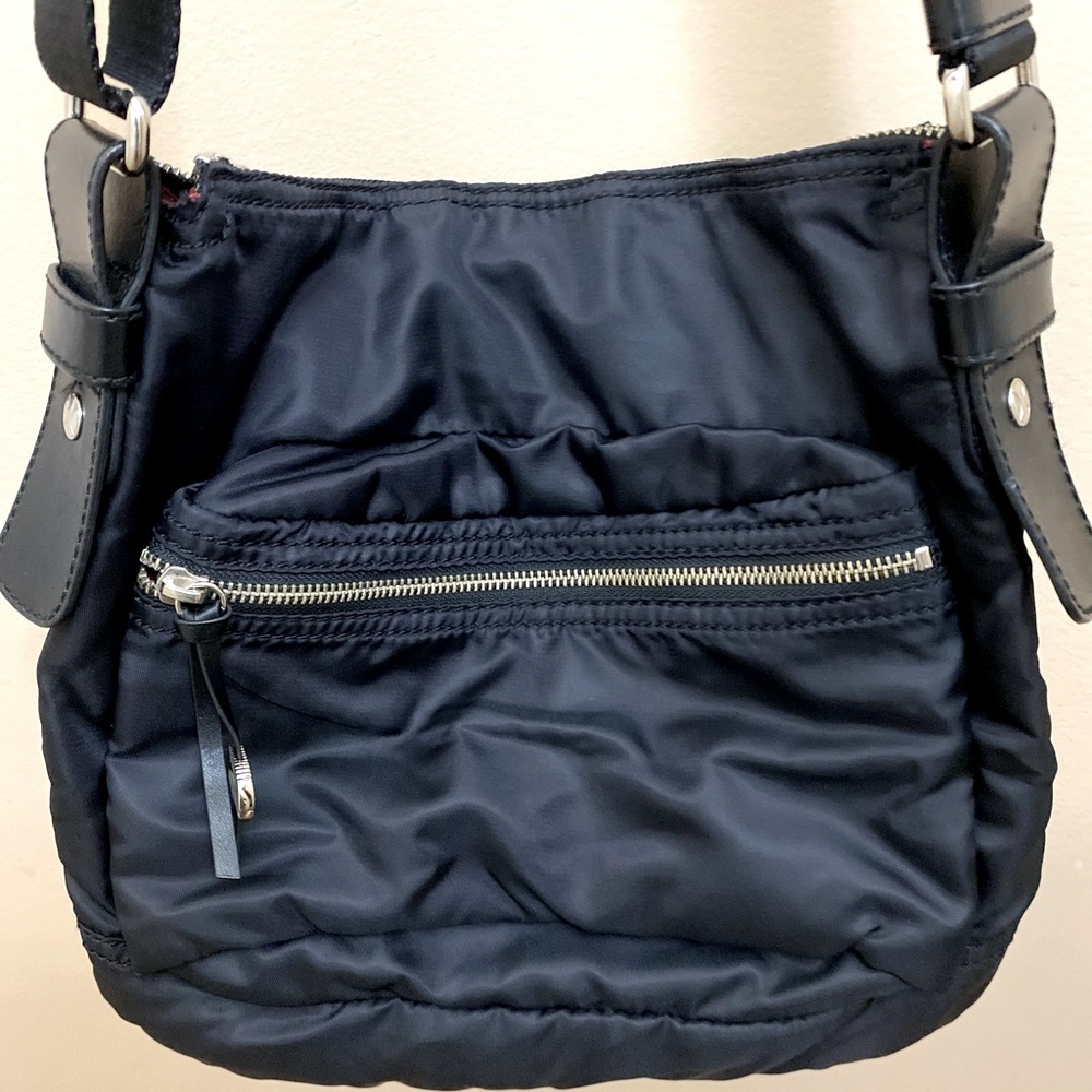 Lacoste Cross-over/Shoulder Bag
